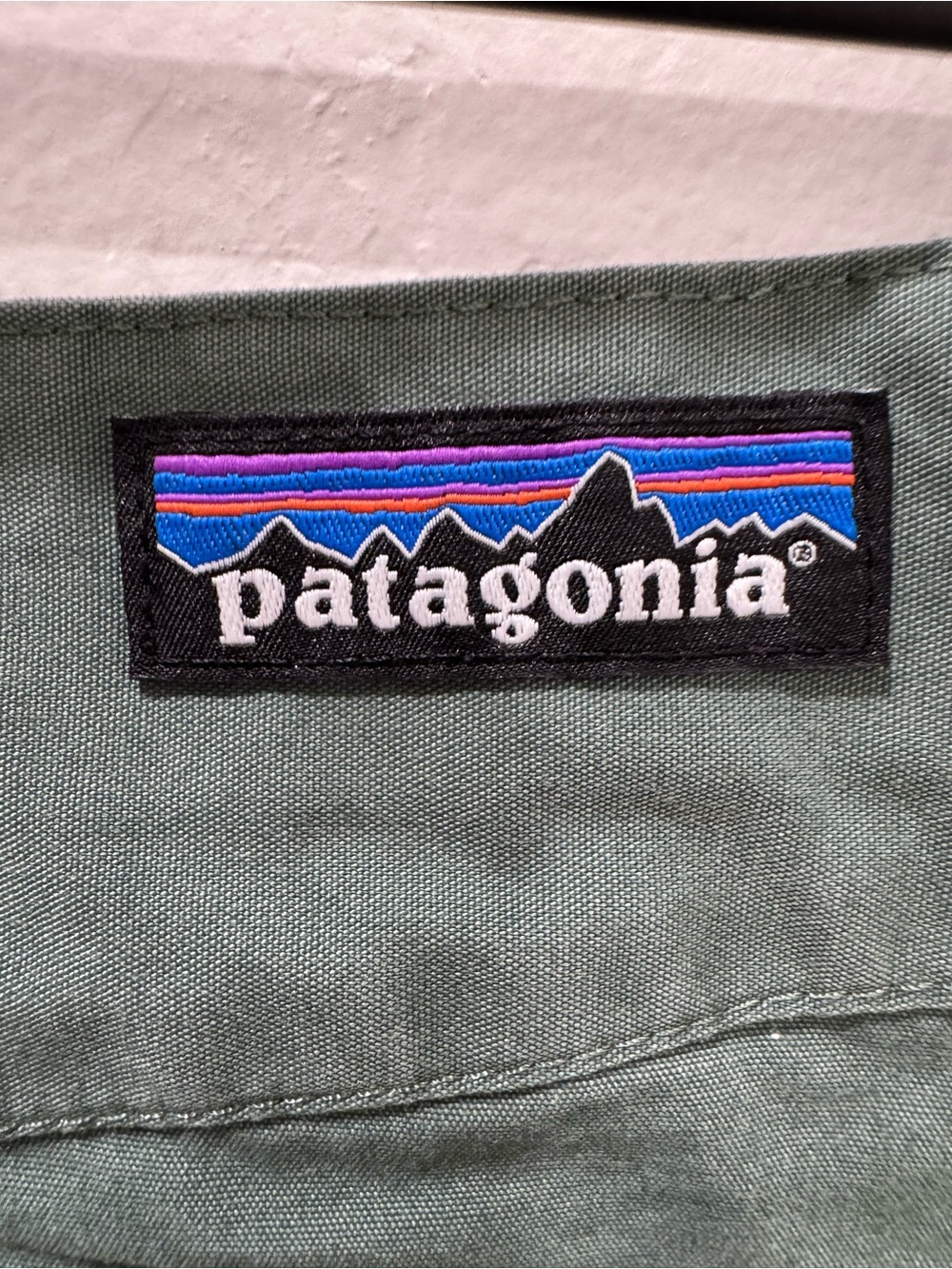 Patagonia W's Venga Rock Pants Style # 83086 Green Women's 12 Outdoors - Picture 5 of 14